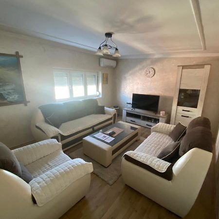 Апартаменти Apartman Нікшич Екстер'єр фото