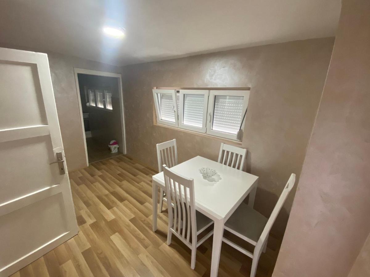 Апартаменти Apartman Нікшич Екстер'єр фото